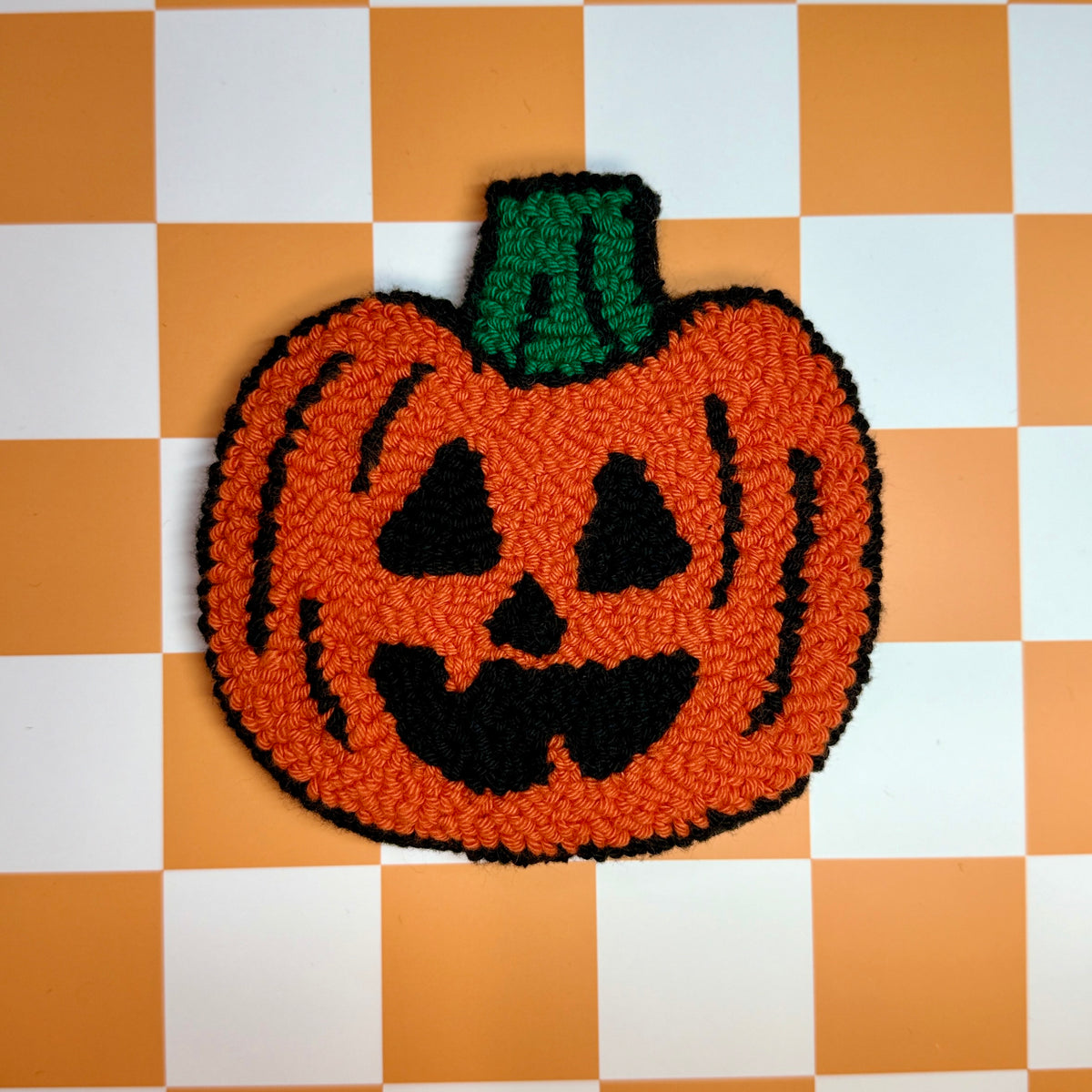 Jack-o-lantern Mug Rug